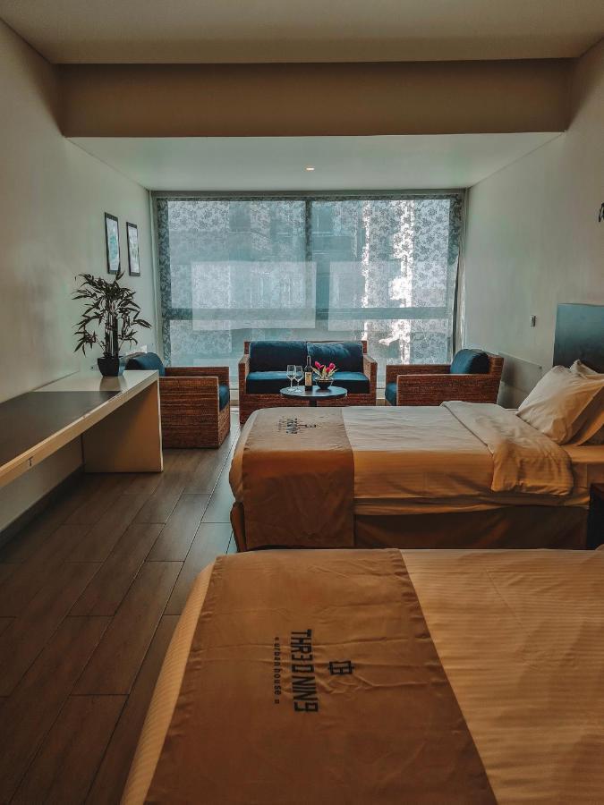 Three O Nine Hotel Бейрут Екстер'єр фото