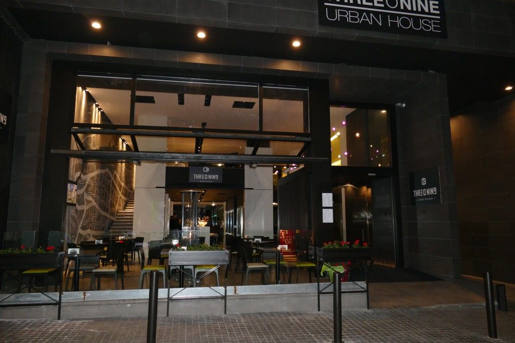 Three O Nine Hotel Бейрут Екстер'єр фото